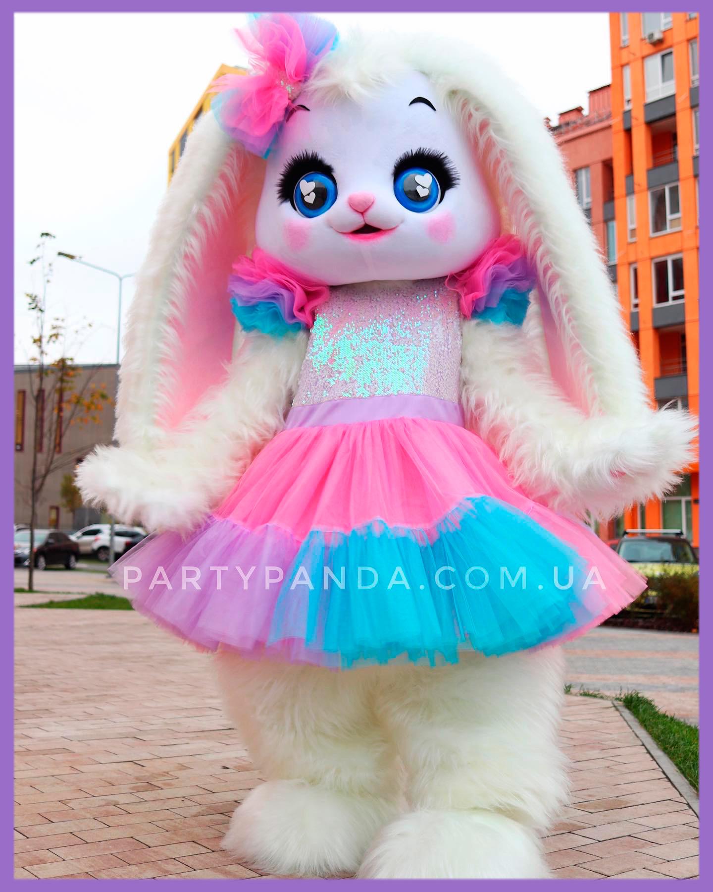 Аниматор Зайчик 